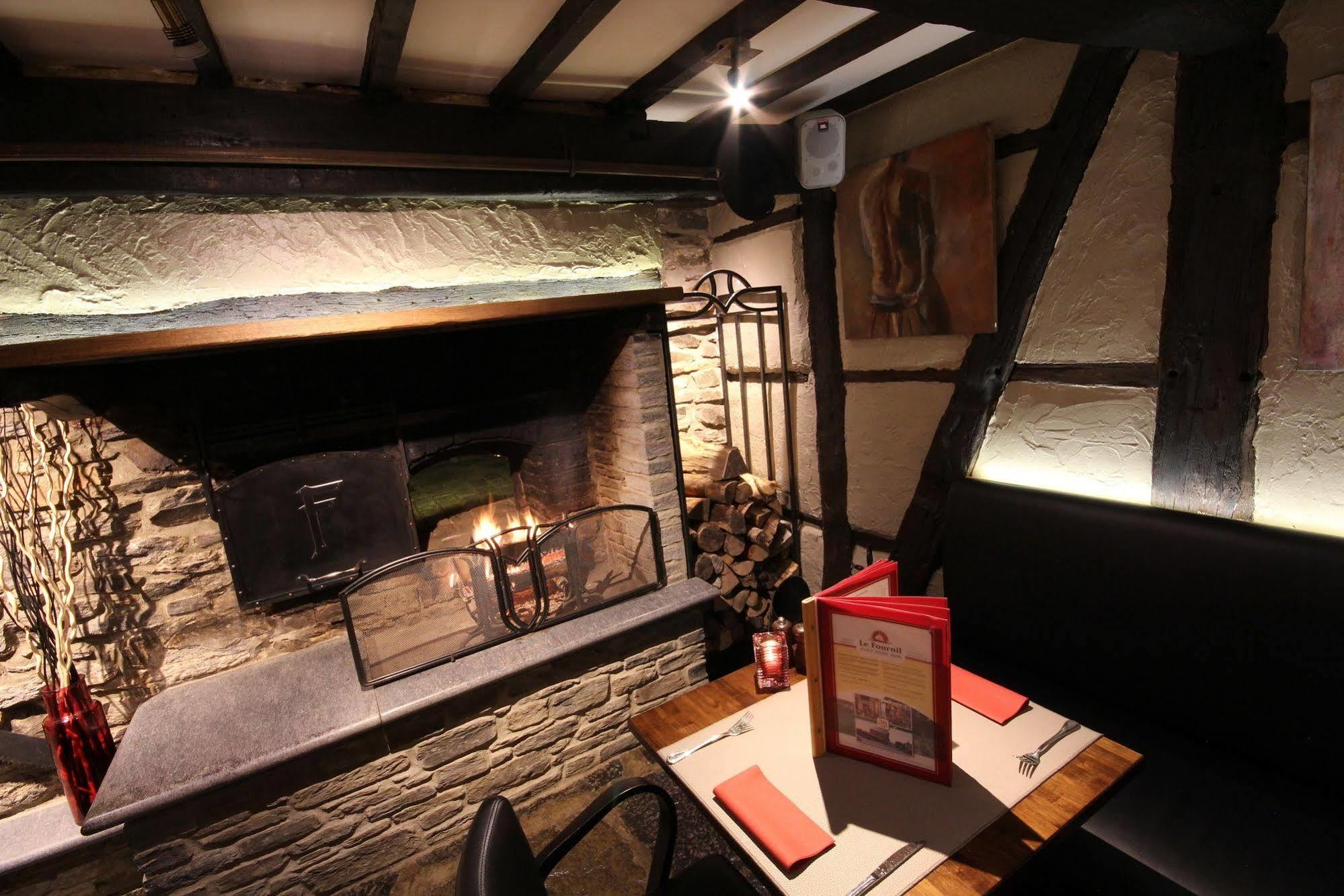 Hotel Le Fournil Redu Extérieur photo